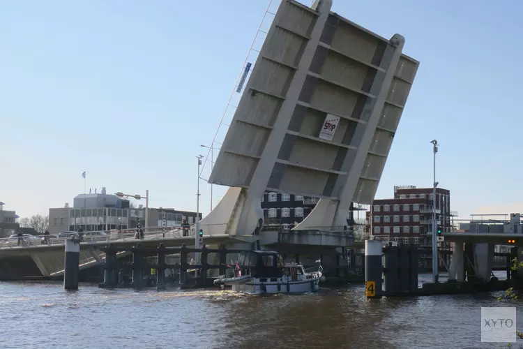 Bruggen en sluizen weer normaal bediend