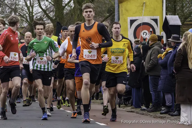 Pepijn Smilda oppermachtig in Oudejaars Dijkenloop. Rianne de Haan snelste vrouw